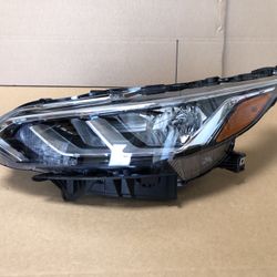 Halogen Headlight For 2020 2021 2022 Nissan Sentra SV Driver Passenger