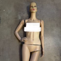 Female Mannequin with Detachable Limbs and Metal Stand