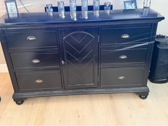 Black dresser $100 OBO