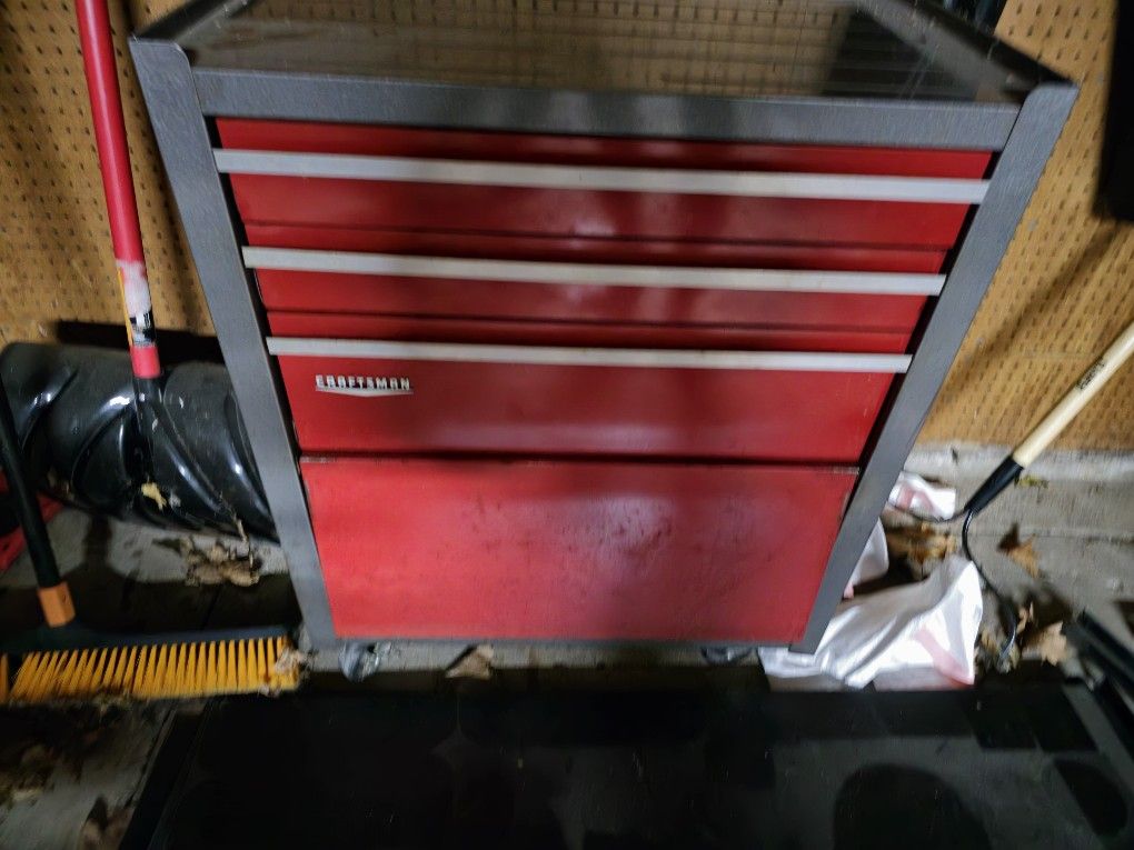 Craftsman Rolling Tool Cart