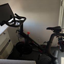 Peloton Bike 
