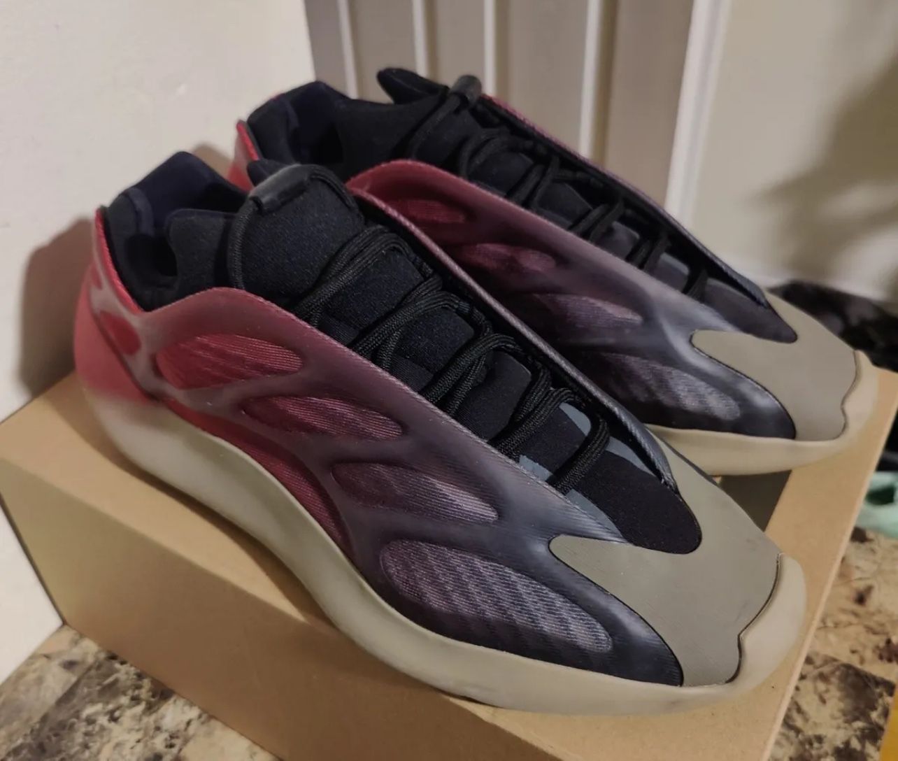 Yeezy 700 V3 Fade Carbon