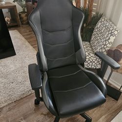 Respawn Racing Style High Back PC Computer Desk Chair  Like New