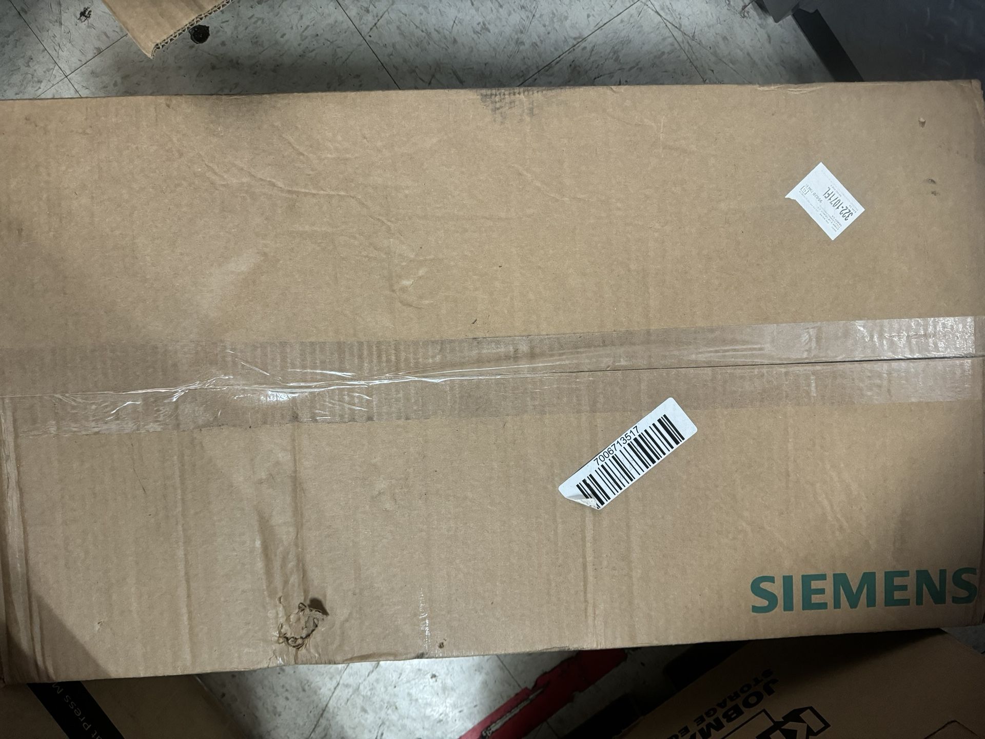 General Duty, 240V AC, 3PST, 200 A, NEMA 3R Mfr # GNF324R Zoro # G(contact info removed)