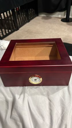 Mantello Cigars Humidor