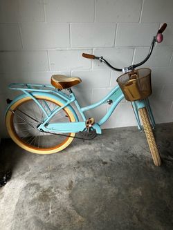 Huffy Beach Cruiser – Baby Blue – Great Condition