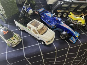 Hot Wheels And More Bundle 