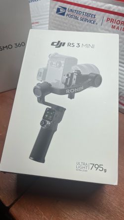 DJI RS 3 mini gimbal camera stabilizer