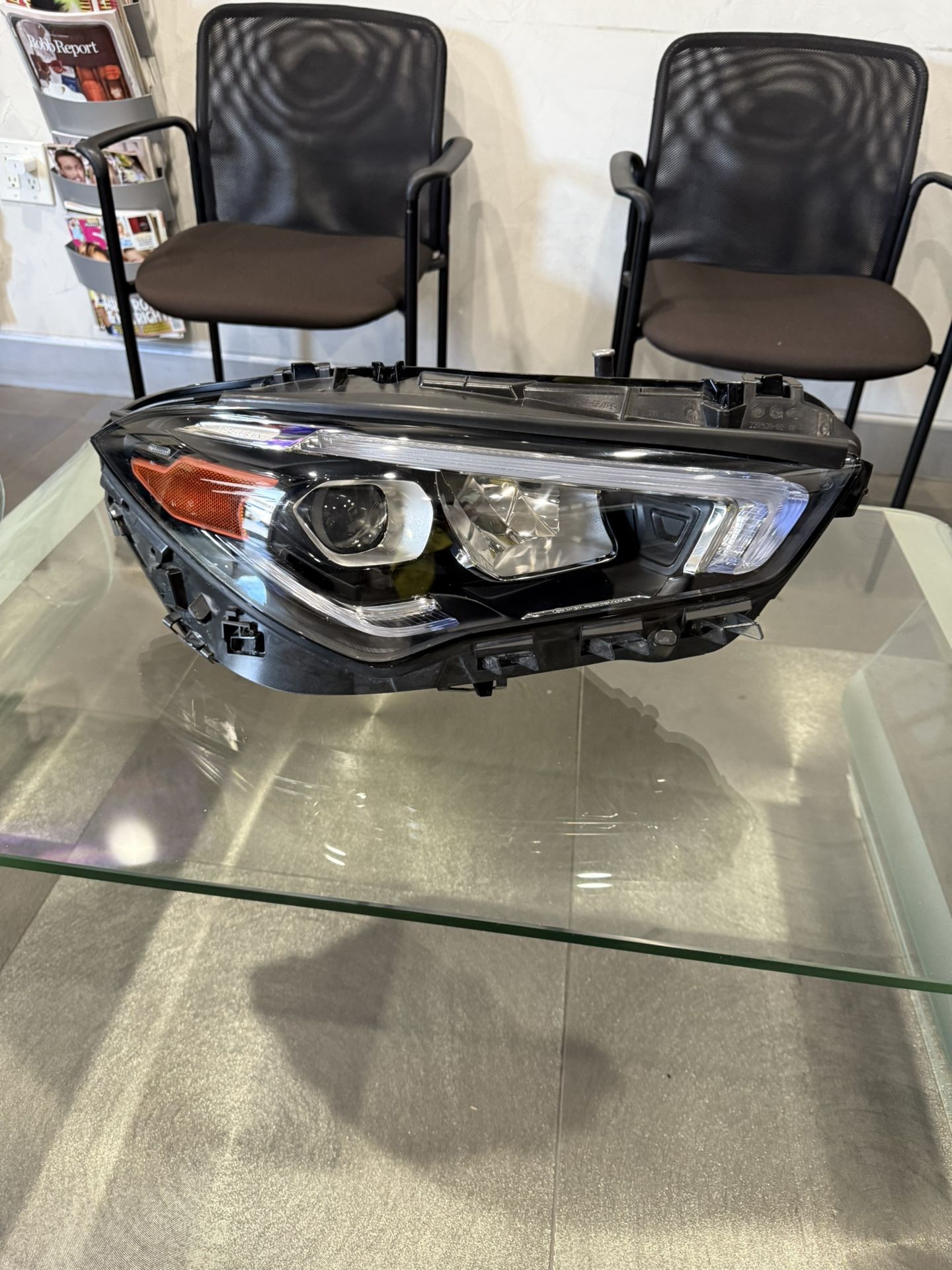 2022 MERCEDES BENZ CLA LED HEADLIGHT
