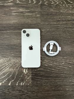 iPhone 14 White UNLOCKED FOR ANY CARRIER!