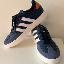 Adidas Barreda Blue White   Size: 9.5