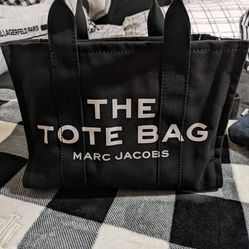 Marc Jacobs Tote Bag-Authentic