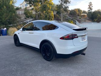 2020 Tesla Model X Long Range Plus