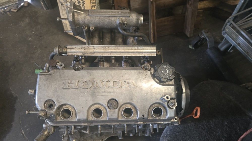 D16Y8 Engine Head Vtec
