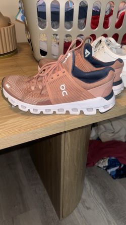 Women’s shoes