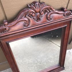WOODEN CARVED MIRROR 
