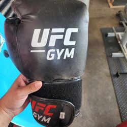 Ufc Boxing Gloves 14oz