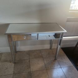 Mirrored Serving Table