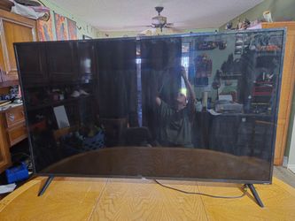 65" TCL Roku TV – BROKEN – FOR PARTS/REPAIR