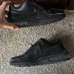 air max LTD // black // size is 8 for men