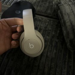 Studio Beats 3
