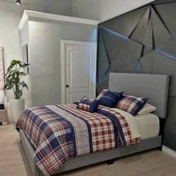 I'm selling a twin bed 