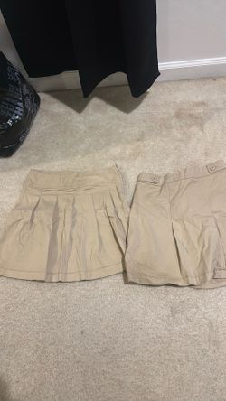 Girls uniform skirts size 12 khaki Children’s Place