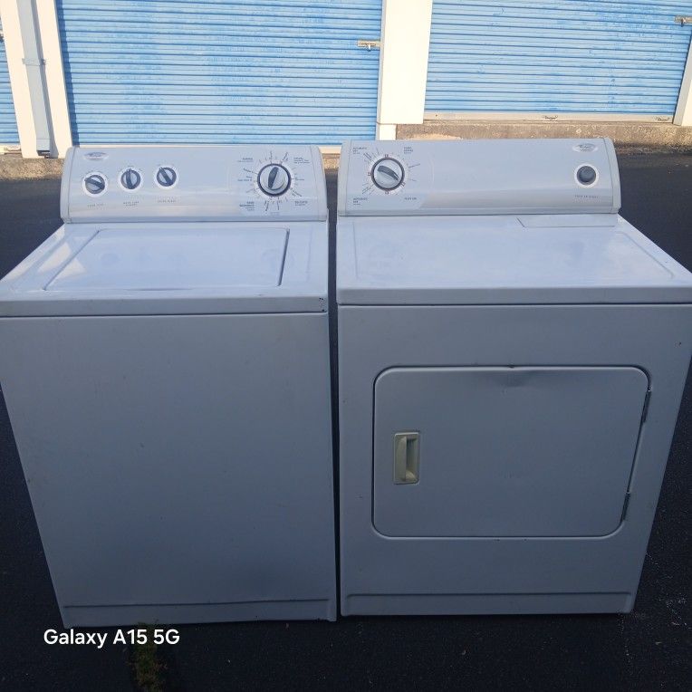 Nice Whirlpool Washer And Electric Dryer Matching Set ** Free Local Delivery