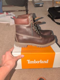 Brand New Timberland Boots 6 inch Brown