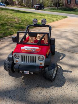 Power Wheels Jeep 2 Seater - new battery!