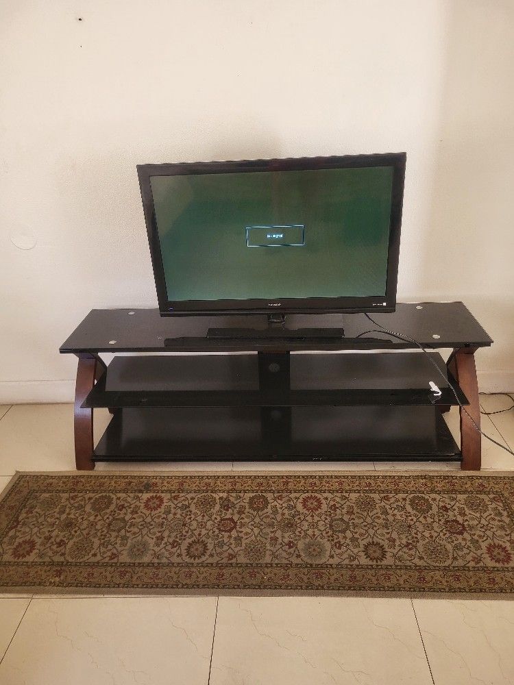 40 Inch With TV Stand