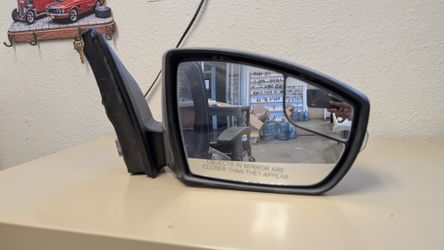 2012-2014 Ford Focus Passenger Side (RH) Power Heated Mirror w/ Turn Signal