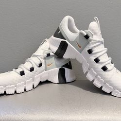 Nike Free Metcon 5    Men’s Size 9