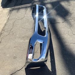 Dodge Ram 2500 / 3500 / 4500 / 5500 Front Bumper OEM 2019 2020 2021 2022 2023 2024 2025 2026