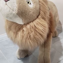 Stunning LIFE-SIZE LION Bench Seat