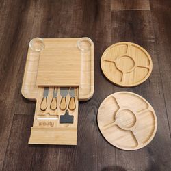 Bamboo Cheese Board Gift Set Extra-Large Wooden Charcuterie Meat Serving Tray, great condition