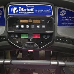 Horizon T101 folding Treadmill 