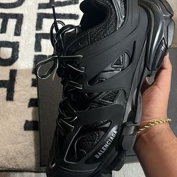 Balenciagas tracks