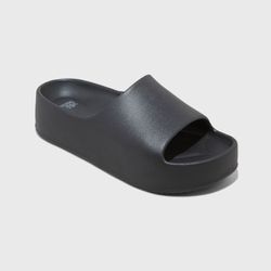 Women's Izzy Platform Sandals - Wild Fable™ Black 11