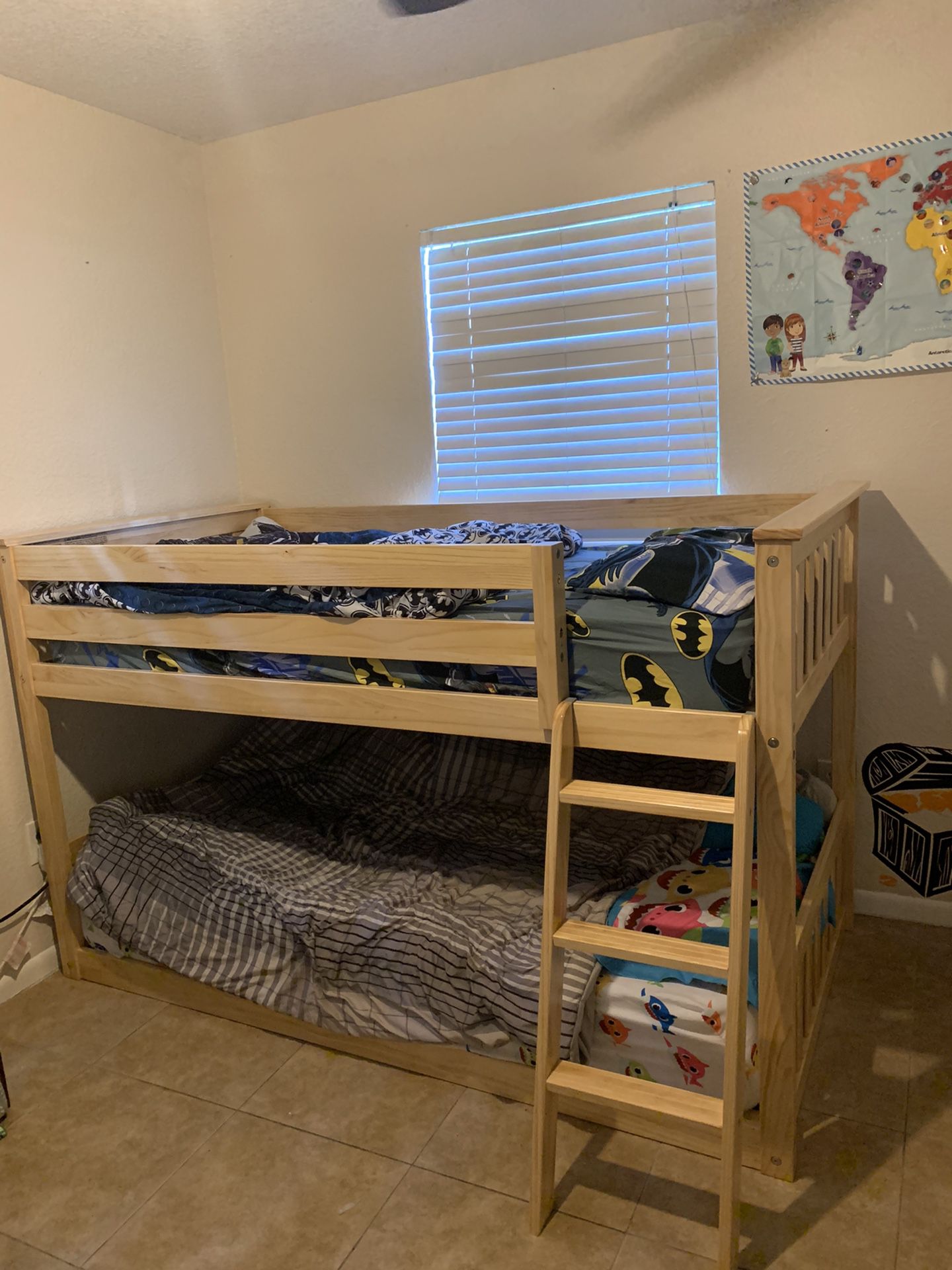 Kids wood twin bunk bed