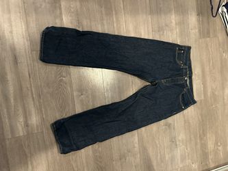 501 Navy Levi’s 
