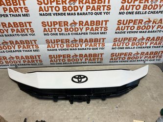 2025 Toyota Camry Upper Grille Trim w/Sensor TABS COMPLETE✅ original 2026