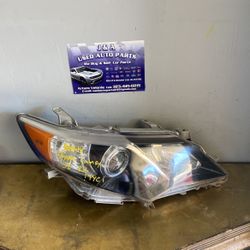 Headlight Toyota Camry SE