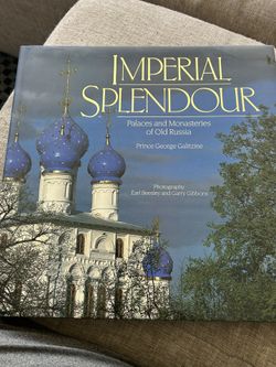 4 Books About Castles And Europe