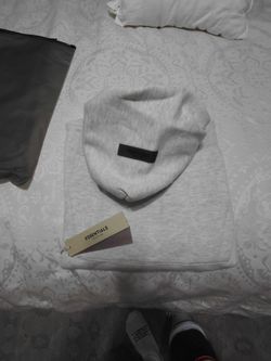 Essential hoodie small size