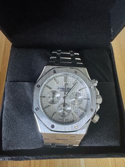 AP Watch. High quality. Heavy.