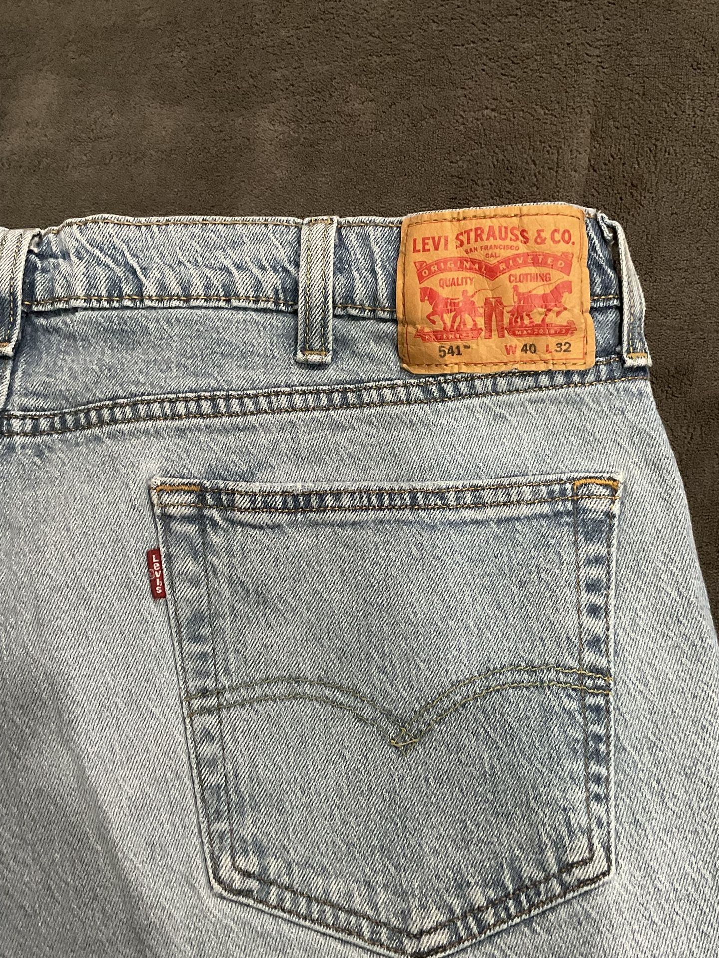 Men’s Levis 541 Size 40X32