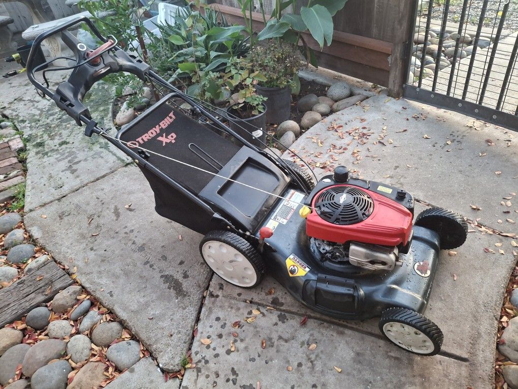 Troy-Bilt Xp Lawnmower 