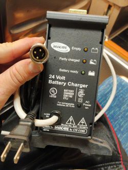 Invacare 24V Battery Charger BAT-GC0811