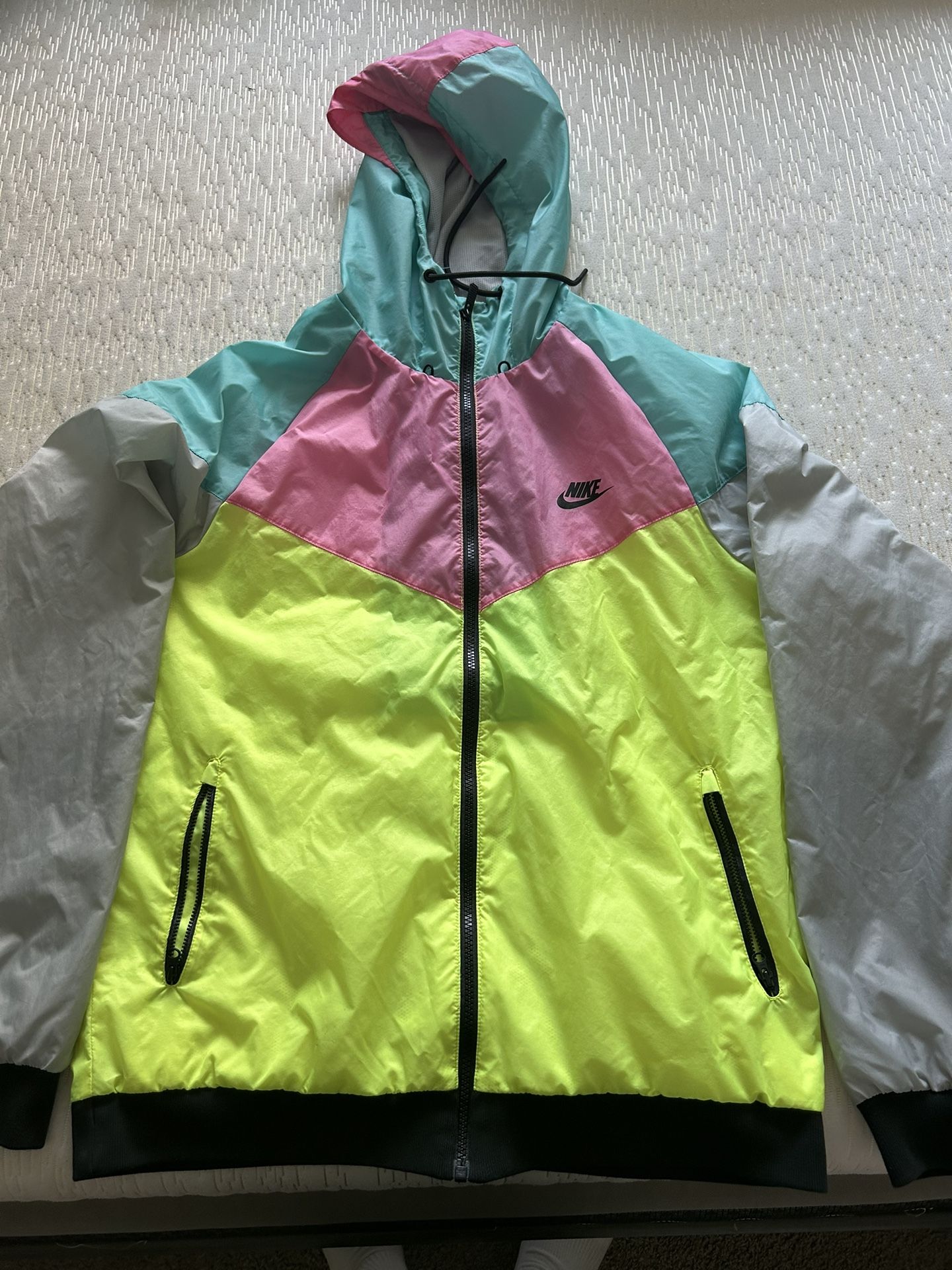 Nike Windbreaker Jackets/ Crew Neck Sweater 65$ Each